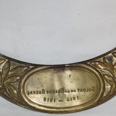 Plaque de caque adrian