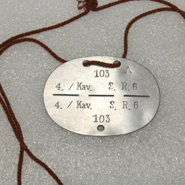 Plaque identité 4/ Kav