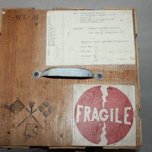 Tube Vacuum signal corps