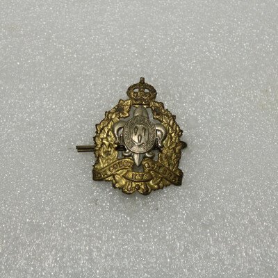 cap badge Maisonneuve