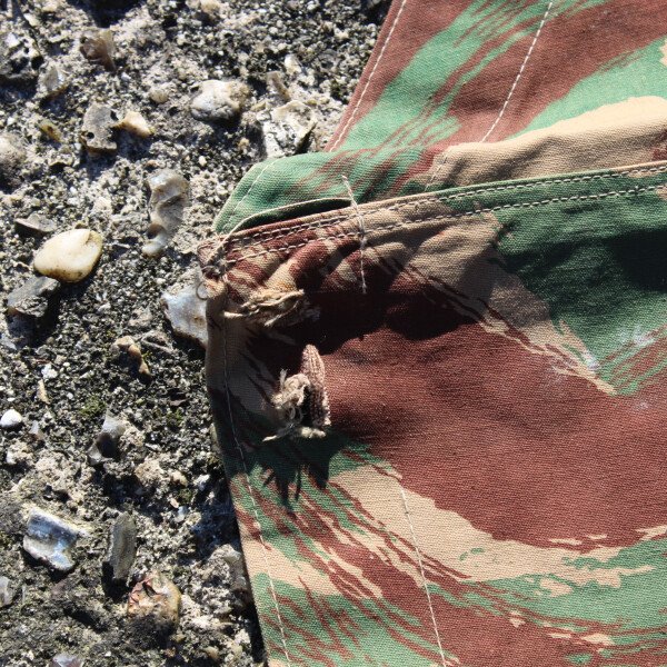 Toile de tente camouflée mle 1956