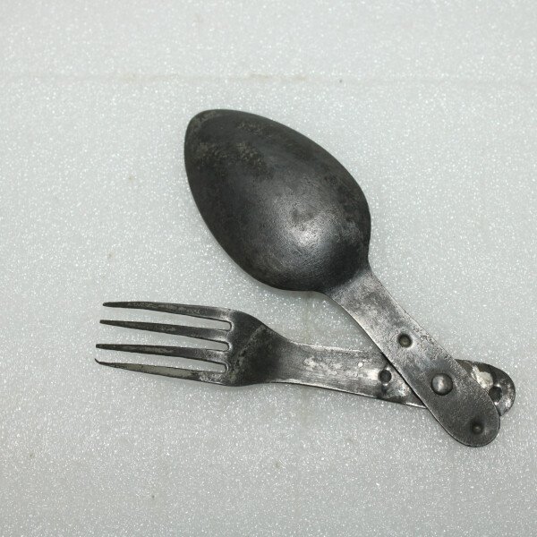 jeu de couverts 1944