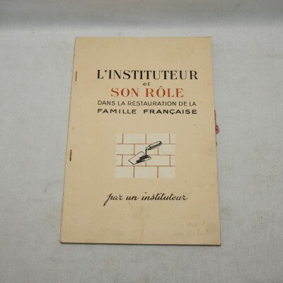 L'instituteur et son rôle dans la famille