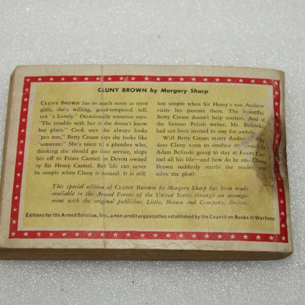 Livre Cluny brown