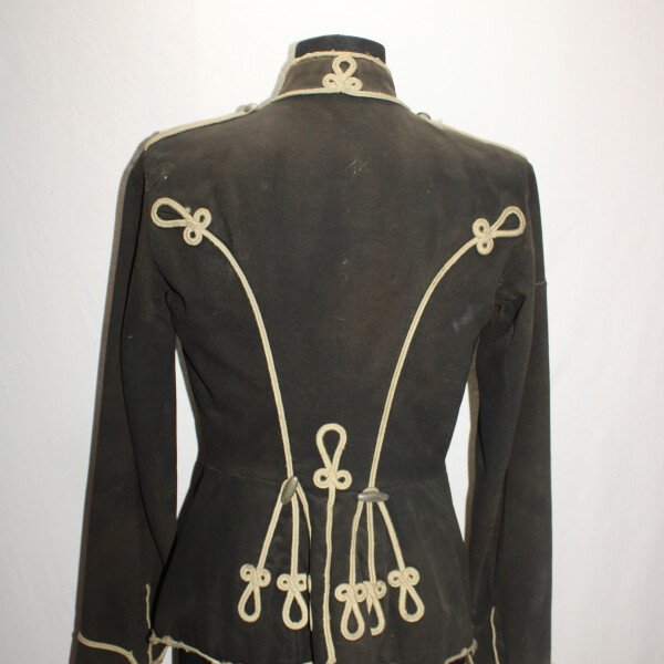 Veste hussard et ceinture