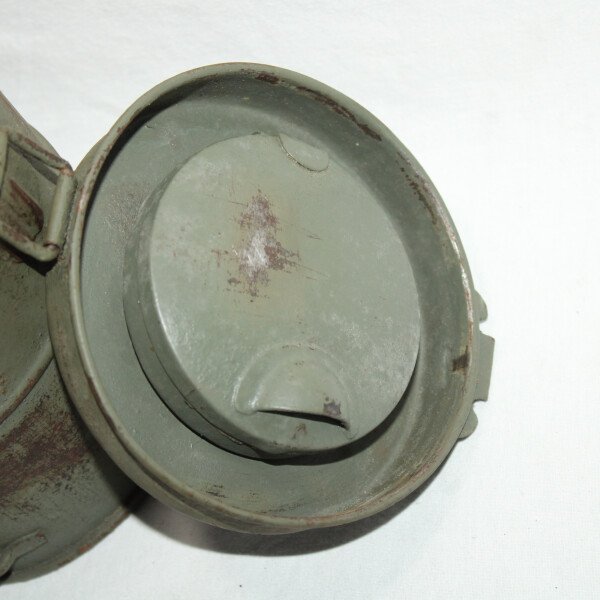 Boite masque à gaz mle 17