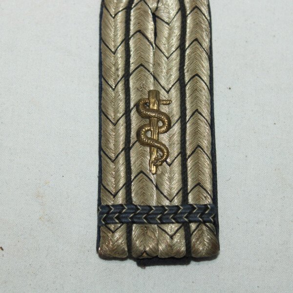 Patte d'épaule médical