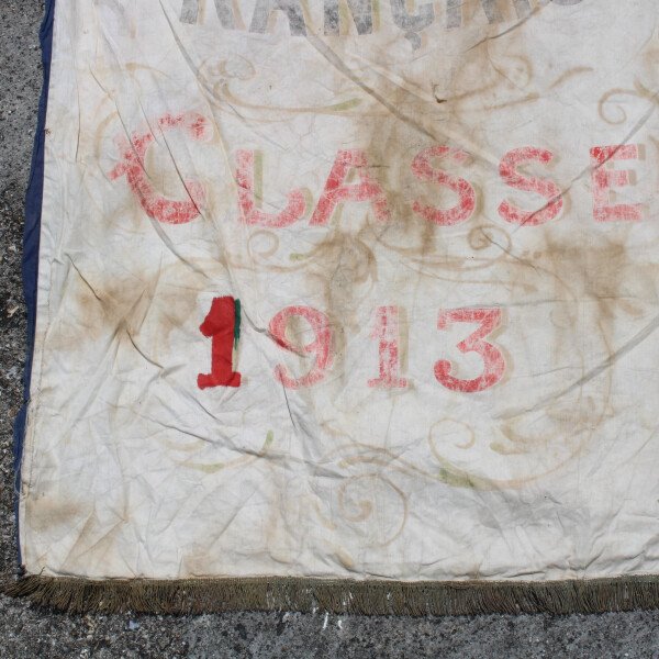 Drapeau de conscrits classe 1913