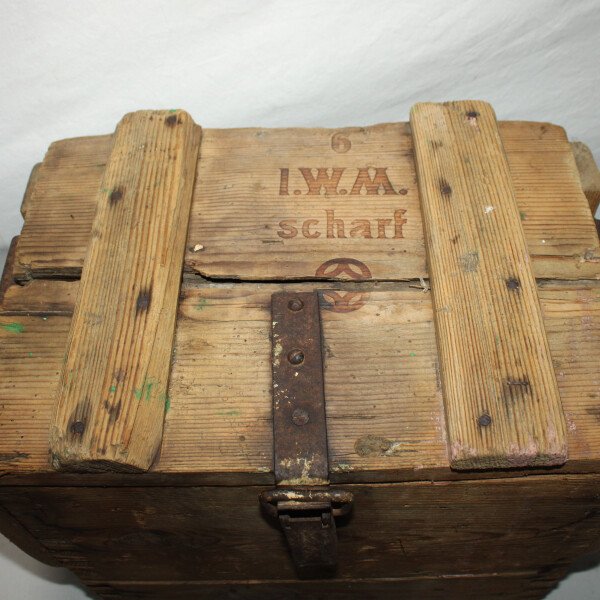 Caisse ravitaillement allemand