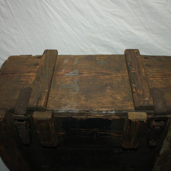 Caisse mortier 81 mm