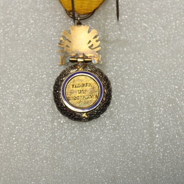 médaille militaire type 9