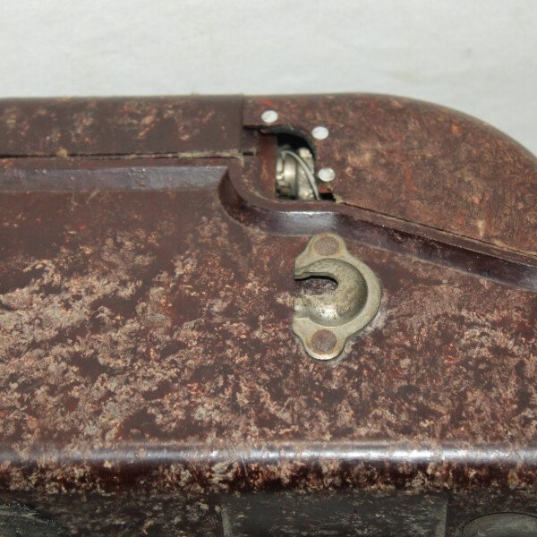 Téléphone AT1