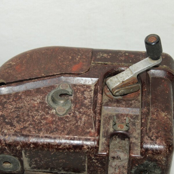 Téléphone AT1