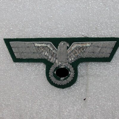 aigle de poitrine officier Heer