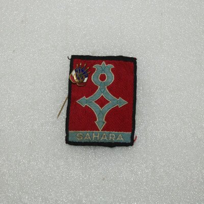 Patch Sahara et broche