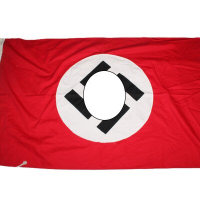 Drapeau du parti, GM