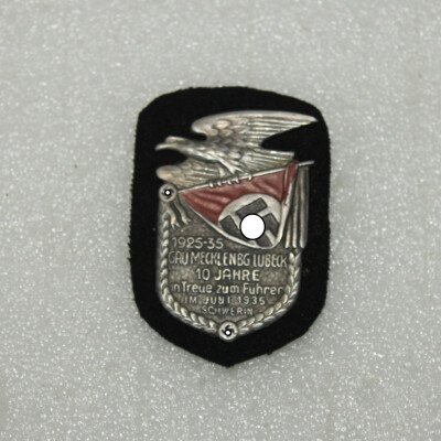 Badge commémoratif Lubeck 1935