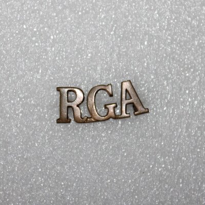 Tittle RGA en métal