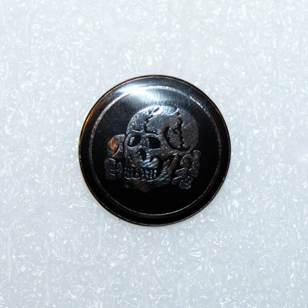 Broche Totenkopf