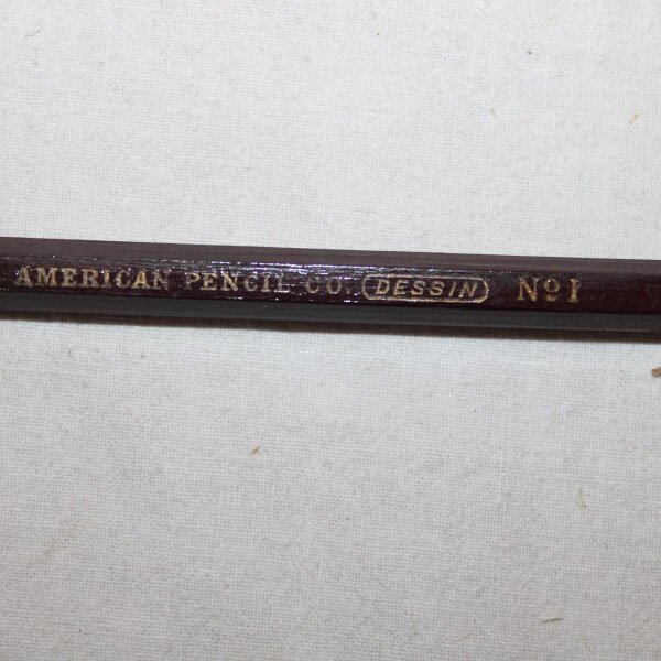Crayon a papier American Pencil