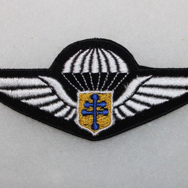 Brevet de parachutiste FFL