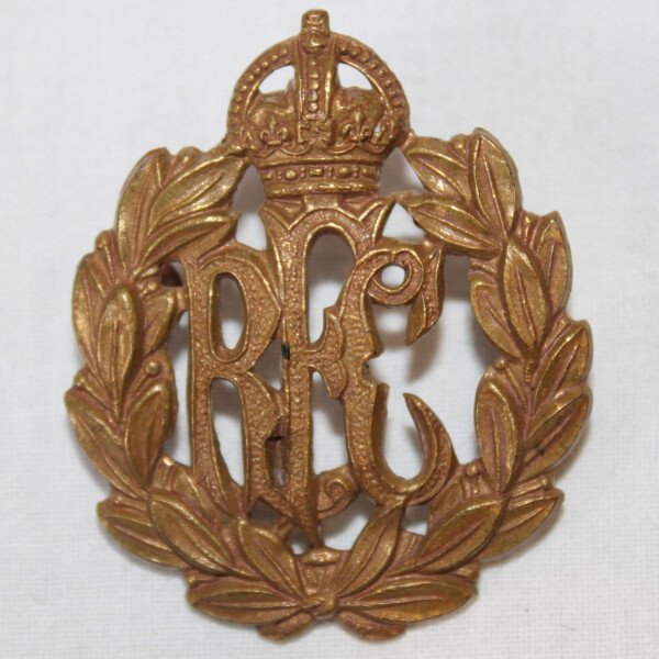 cap badge du Royal Flying corps