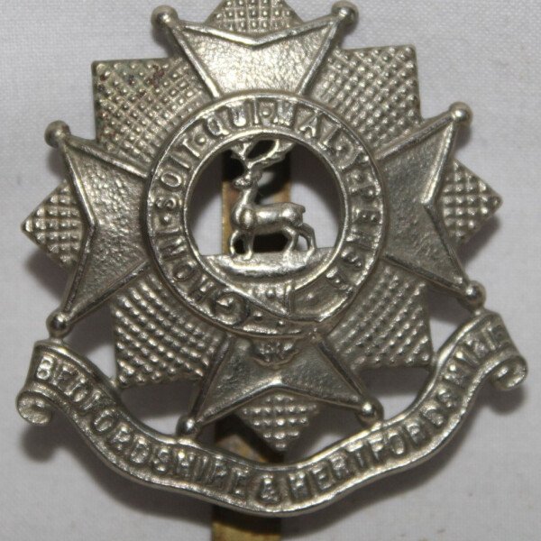 Cap badge Bed & Hert