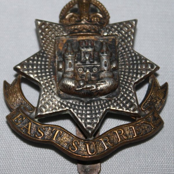 Cap badge East surrey