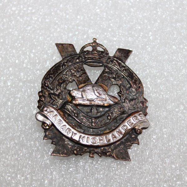 cap badge du Calgary highlanders .