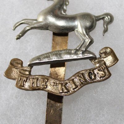 cap badge du The Kings régiment