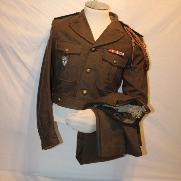 Uniforme sous lieutenant 19e régiment de génie