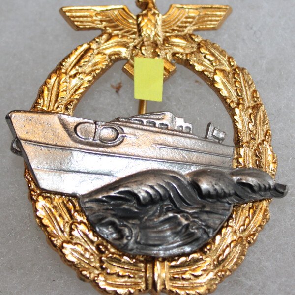 insigne de vedette lance torpille ( schnellboot) 2e modèle