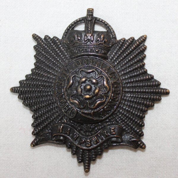 Cap badge Off Hampshire