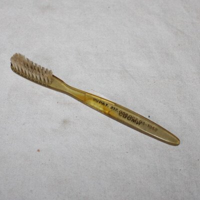 Brosse a dent Crown
