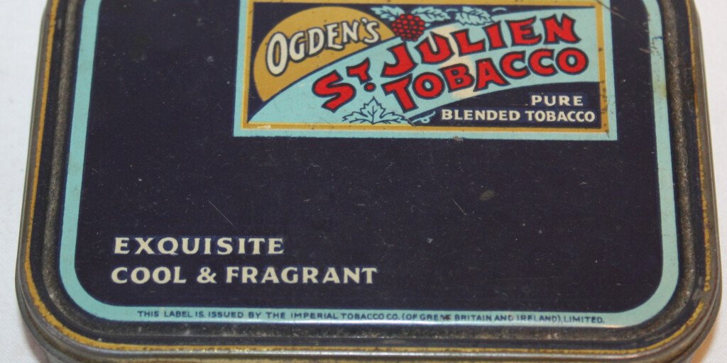 Boite à tabac St Julien Chris Militaria