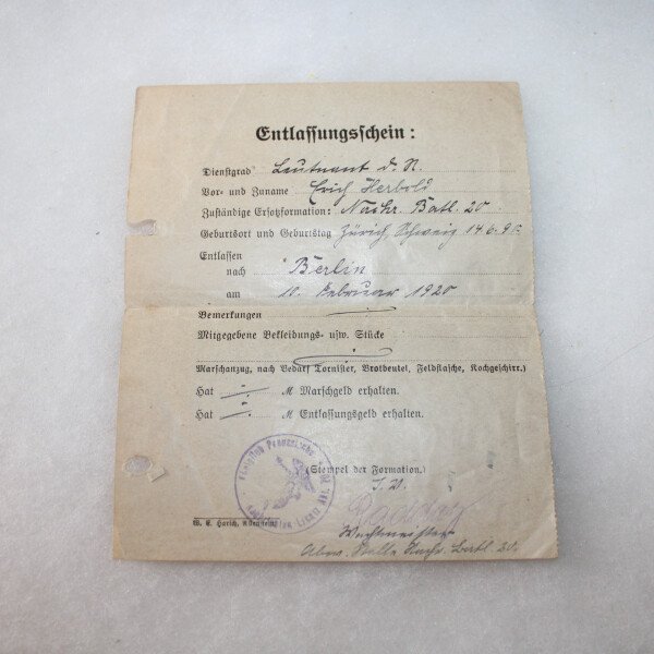 Soldbuch 1918 Leuntant