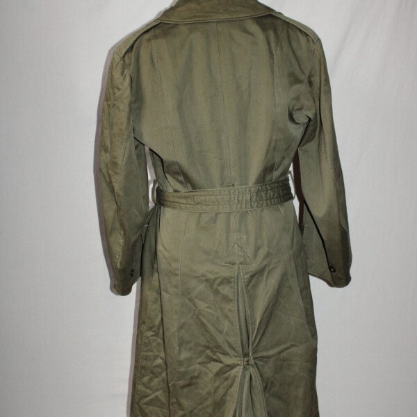 Overcoat Off 1946